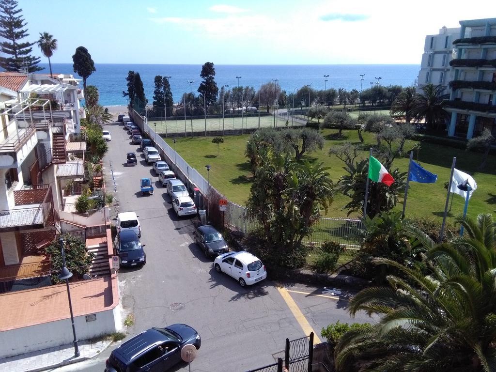 Holiday Home Recanati Giardini Naxos Exteriér fotografie