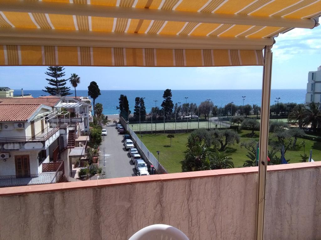 Holiday Home Recanati Giardini Naxos Exteriér fotografie